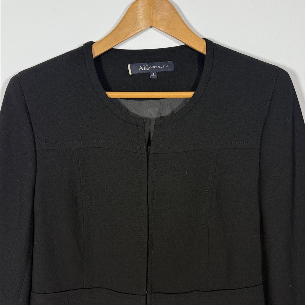 Anne Klein Womens Black Silk Blazer Size 8 Round‎ Neck Minimalist Classic Fall - Picture 2 of 13